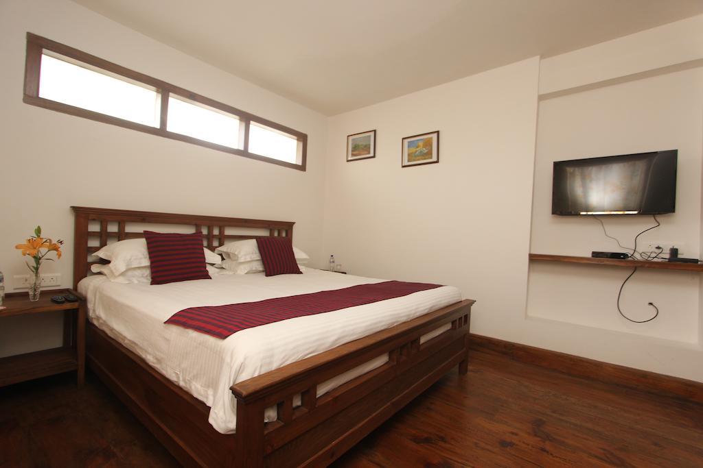 The Pear Tree Bed & Breakfast Shillong Ngoại thất bức ảnh
