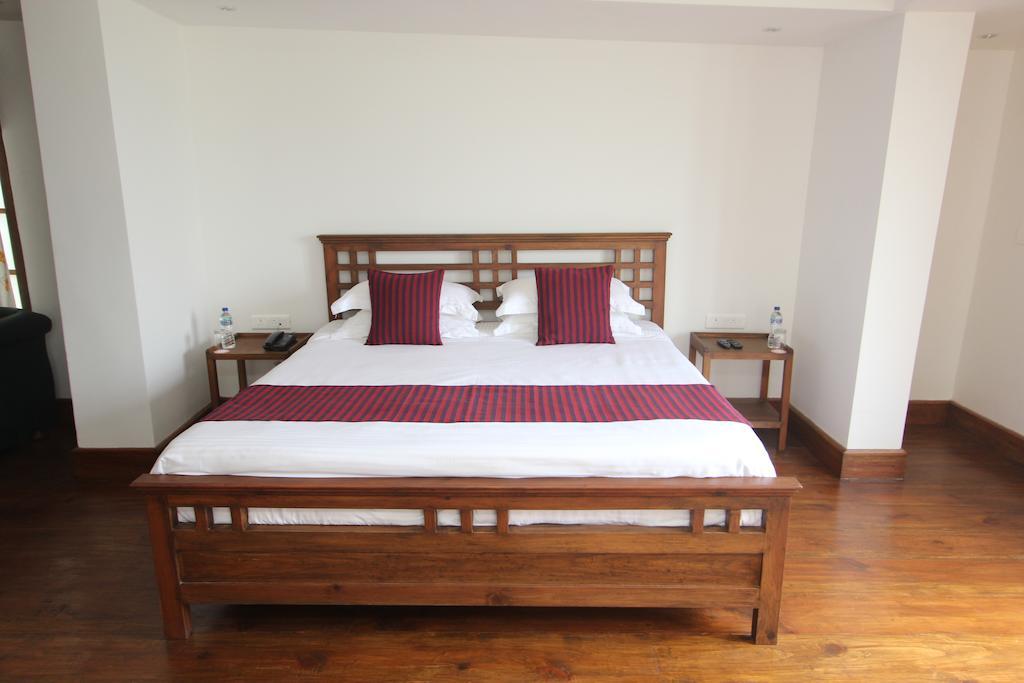 The Pear Tree Bed & Breakfast Shillong Phòng bức ảnh