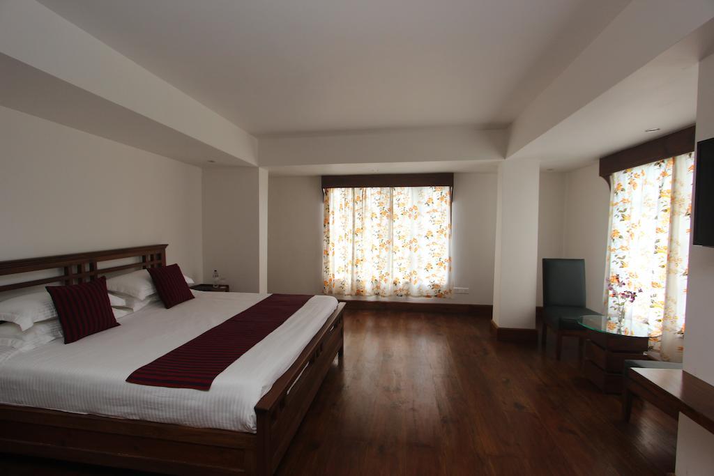 The Pear Tree Bed & Breakfast Shillong Ngoại thất bức ảnh