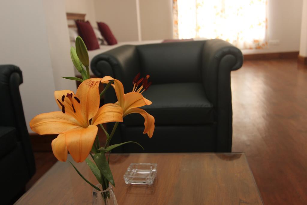 The Pear Tree Bed & Breakfast Shillong Ngoại thất bức ảnh